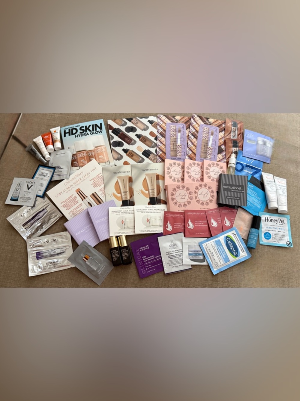 🆕 Assorted Beauty Samples Bundle